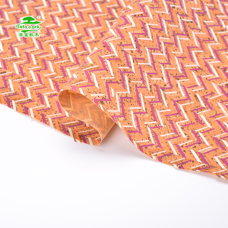 軟木是一種天然，可回收和可重復(fù)使用的產(chǎn)品。